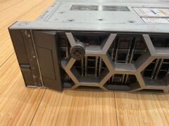 Dell AX-740XD Rack Server - 3