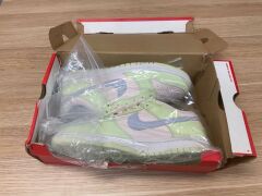 Nike Dunk Low Lime Ice (W) US 8.5M/10W Store List Price $450 - 13