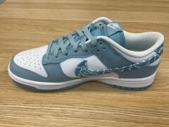 Nike Dunk Low Blue Paisley US 7M/8.5W Store List Price $450 - 4