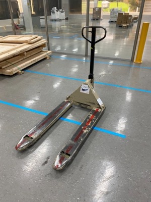 Pallet Jack, Crown