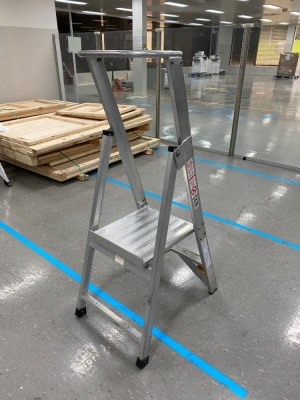 Bailey Platform Ladder