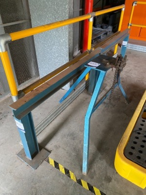 Dawn C4 Pipe Clamp & Trestles