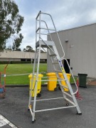 Bailey Platform Ladder - 2