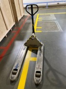 Pallet Jack, Crown - 2