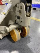 Crown Pallet Jack - 3