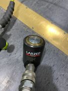 Larzep W10707 Hydraulic Hand Pump - 5