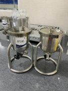 Quantity of 2 Small Hydrostatic Vessels - 2