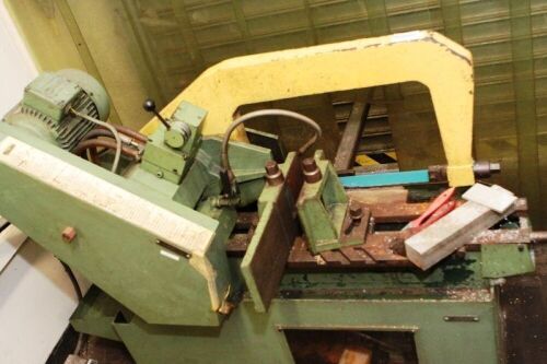 Power Saw, Model: N/A, Brand: Olio, Condition: Needs repair