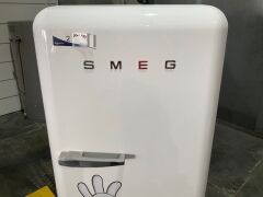 Smeg FAB28 Mickey Mouse Fridge Limited Edition FAB28RDMM4 - 3