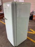 Smeg 281L 50's Retro Aesthetics Vertical Fridge Pastel Green FAB28RPG3AU - 3