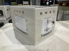 Smeg 50's Retro Style 2 Slice Toaster - White Matte TSF01WHMAU - 3