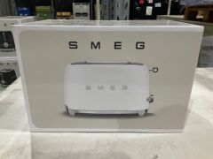 Smeg 50's Retro Style 2 Slice Toaster - White Matte TSF01WHMAU - 2