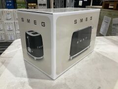 Smeg 50's Retro Style 2 Slice Toaster - Black Matte TSF01BLMAU - 5