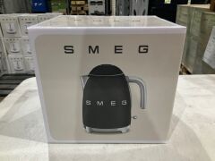 Smeg 50's Retro Style Electric Kettle - Black Matte KLF03BLMAU - 2