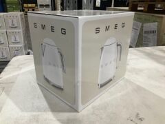 Smeg 50s Retro Style Electric Aesthetic Kettle White Matte KLF03WHMAU - 6