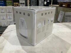 Smeg 50s Retro Style Electric Aesthetic Kettle White Matte KLF03WHMAU - 8