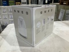 Smeg 50s Retro Style Electric Aesthetic Kettle White Matte KLF03WHMAU - 8