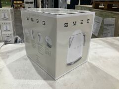 Smeg 50s Retro Style Electric Aesthetic Kettle White Matte KLF03WHMAU - 7