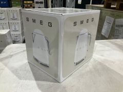 Smeg 50s Retro Style Electric Aesthetic Kettle White Matte KLF03WHMAU - 7