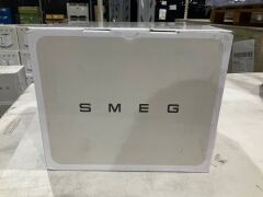 Smeg 50s Retro Style Electric Aesthetic Kettle White Matte KLF03WHMAU - 8