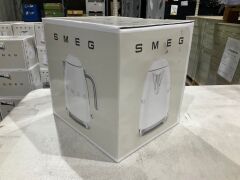 Smeg 50s Retro Style Electric Aesthetic Kettle White Matte KLF03WHMAU - 3