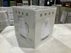 Smeg 50s Retro Style Electric Aesthetic Kettle White Matte KLF03WHMAU - 3