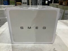 Smeg 50s Retro Style Electric Aesthetic Kettle White Matte KLF03WHMAU - 5