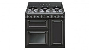 Smeg 900mm Victoria Freestanding Cooker - Black TRA93BL