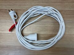 Bundle of assorted cables - 2