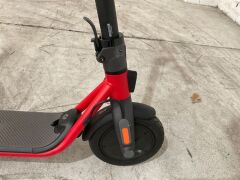 Segway Ninebot D28E Electric Scooter 5467074 - 7