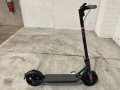 Ninebot Kickscooter F25 Electric Scooter 5287987 - 2