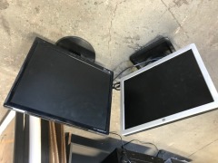 DNL 4x Assorted LCD Computer Monitors - 2