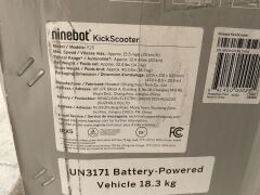 Ninebot Kickscooter F25 Electric Scooter 5287987 - 8