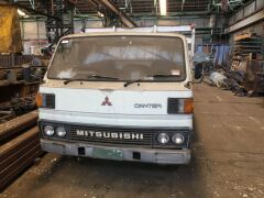 02/1985 MITSUBISHI CANTER FC212 4x2 CAB CHASSIS TRAY TRUCK, Petrol Engine, 5 Speed Manual Transmission - 2