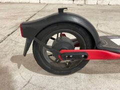 Segway Ninebot Kickscooter D18 5467125 - 10