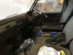 02/1985 MITSUBISHI CANTER FC212 4x2 CAB CHASSIS TRAY TRUCK, Petrol Engine, 5 Speed Manual Transmission - 5