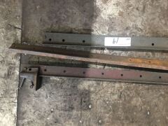 3 Heavy Duty Steel Framed Approx 1.2m Sash Clamps - 3