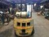 YALE 2270KG CAPACITY LPG POWERED FORKLIFT MODEL: CP30TE, S/N: DXD 827 WITH SAFETY CAGE - 3
