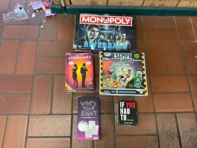 Bundle of Monopoly, Codenames, Escape Your house, What's your sign?, and If You Had To