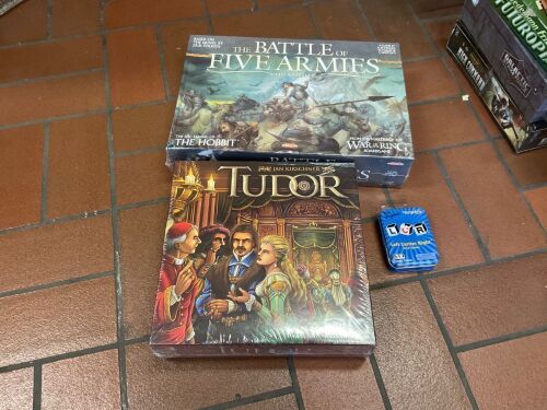 Bundle of The battle of Five Armies, Tudor and Dice game