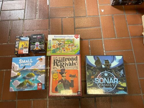 Bundle of Marvel Miniature Game, Sparkle Kitty Nights, Ravensburger Puzzle 2x24, Small Islands, Railroad Rivals and Sonar Family