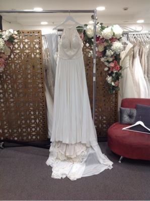 Wedding Gown MJ512L - Size :10 Colour: sand ivory