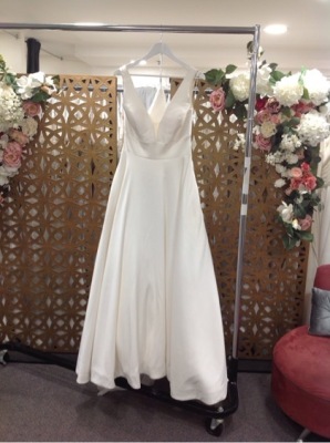 REFUND Madison James Wedding Dress MJ501 - Size :10 Colour: ivory nude