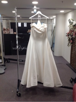 Allure Bridals Bridal Gown 9656 - Size :14 Colour: ivory
