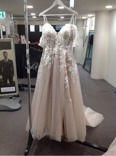 Allure Romance Bridal Gown 3500 - Size :8 Colour: mocha/champagne/ivy/nude