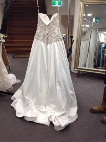 Eddy Kay Wedding Gown MD164 - Size :14 Colour: ivory/ivory