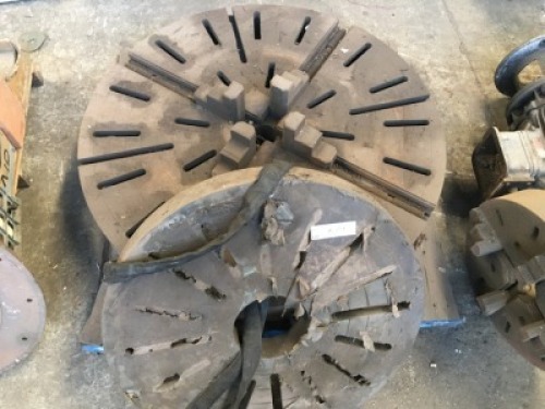 2 Assorted Heavy 4 Jaw Chucks and Face Plate