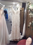 Allure Bridals Bridal Gown 9304 - Size :8 Colour: LG/ivory