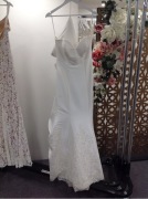 Allure Bridal Gown 9458 - Size :8 Colour: ivory