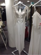 Allure Bridal Gown 9417 - Size :8 Colour: ivory silver